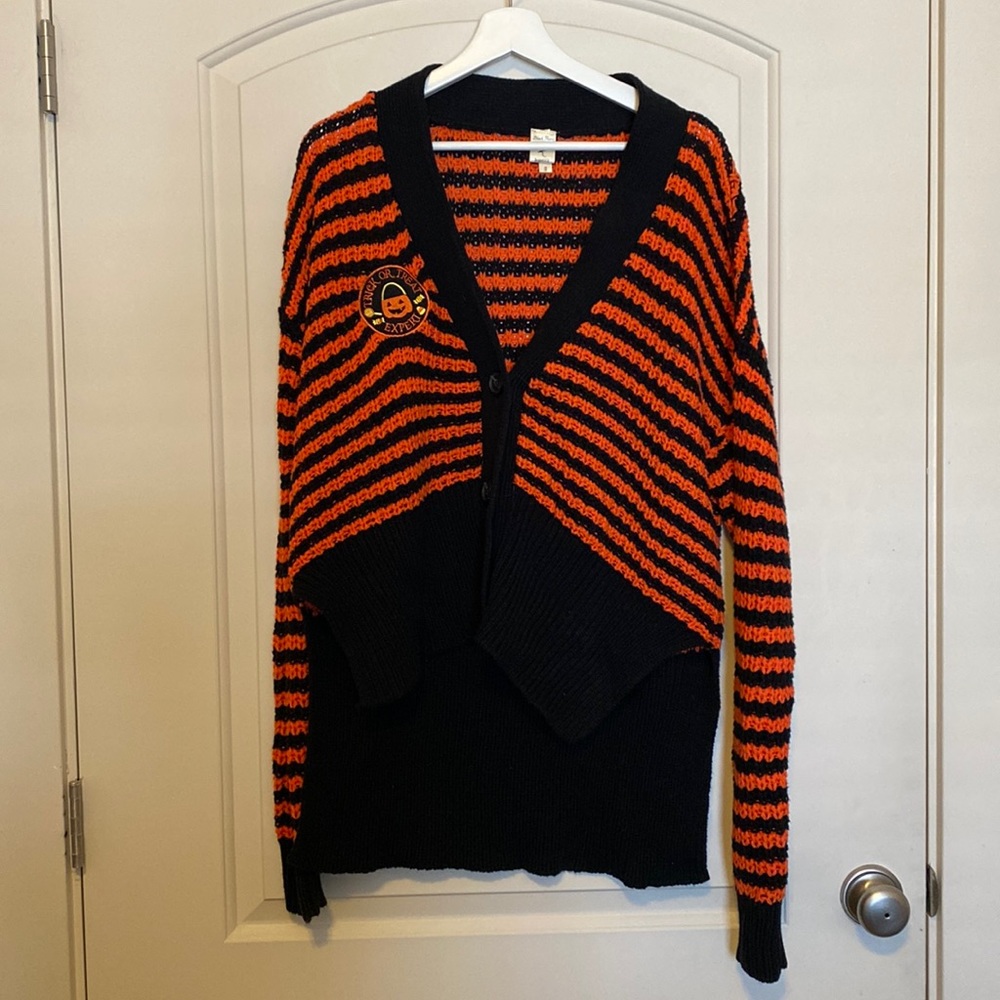 Oversize trick or treating sweater